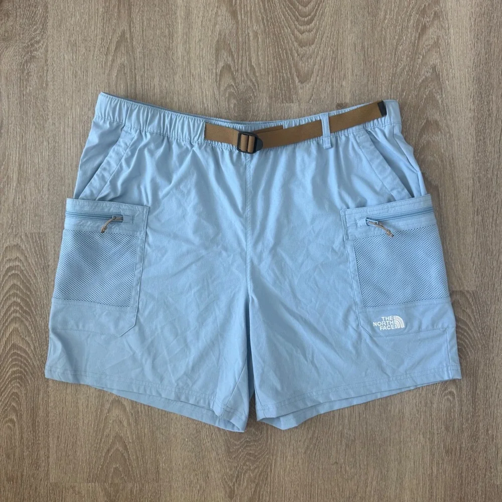 The North Face Mens XL Class V Belted Cargo Shorts Light Blue Ripstop Hiking 7in